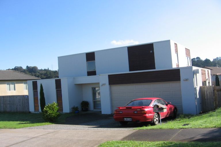 Photo of property in 15 Kinleith Way, Albany, Auckland, 0632