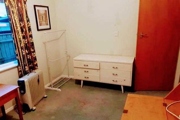 Photo of property in 9 Parakai Street, Paraparaumu, 5032