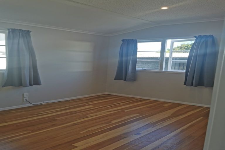 Photo of property in 35 Alexander Avenue, Onekawa, Napier, 4110