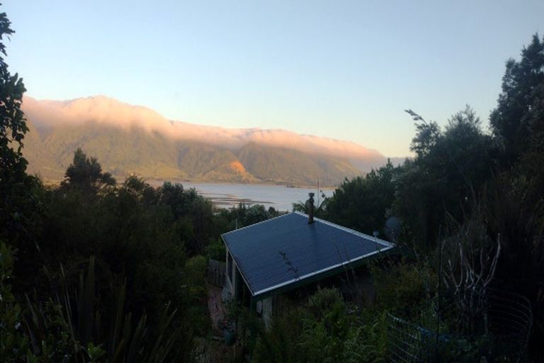 Photo of property in 7 Orion Street, Collingwood, 7073