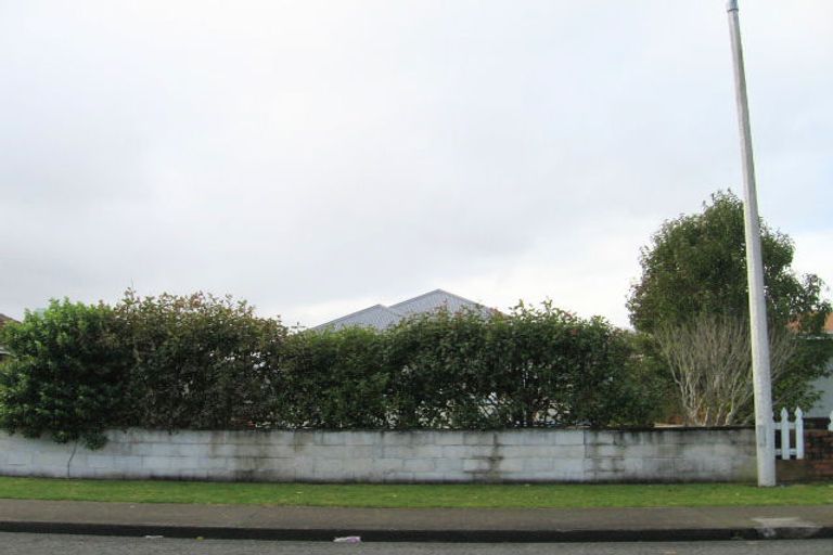 Photo of property in 218 Grove Road, Mayfair, Hastings, 4122