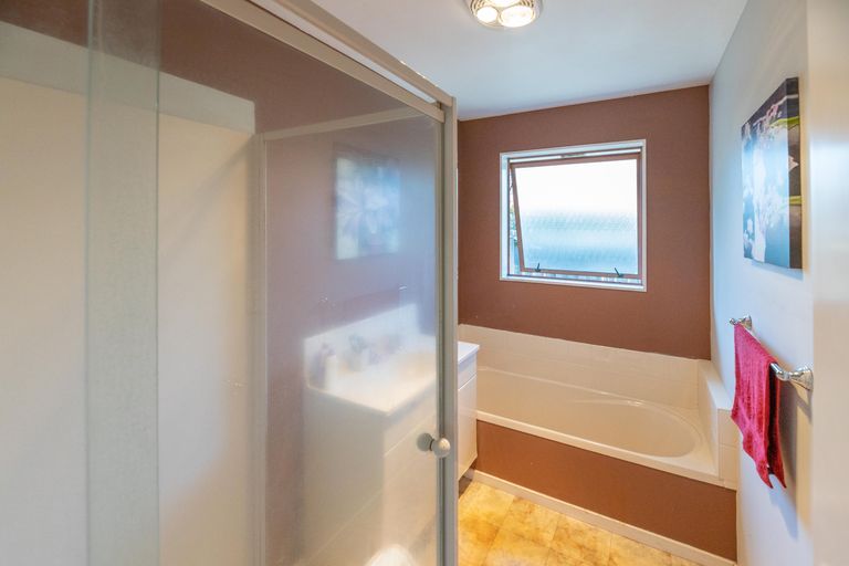 Photo of property in 78a Shortland Street, Wainoni, Christchurch, 8061