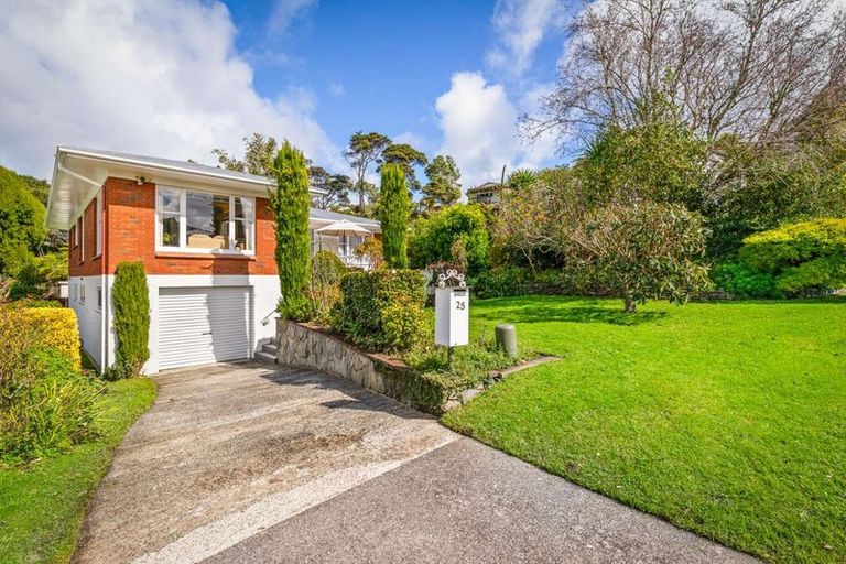 Photo of property in 25 Hartley Terrace, Massey, Auckland, 0614