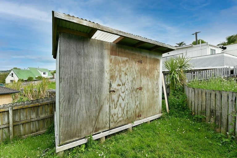 Photo of property in 27 Amberly Rise, Helensville, 0800