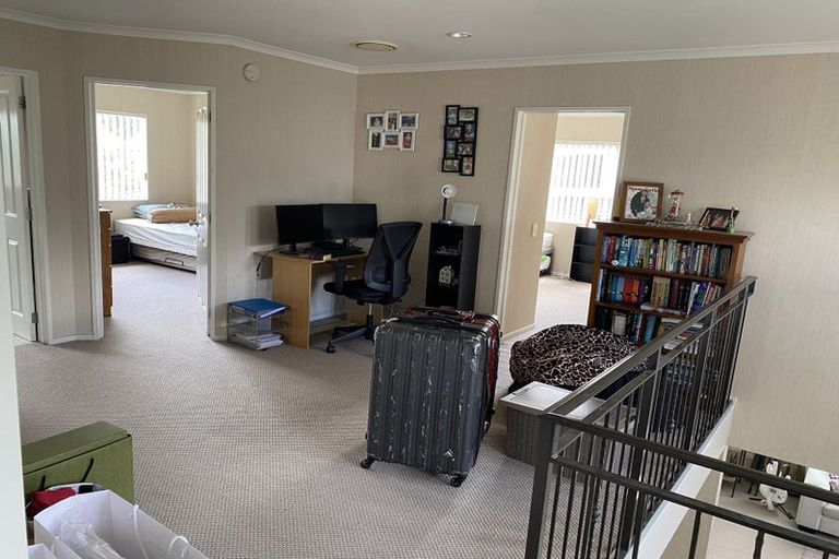 Photo of property in 52 Salford Crescent, Flat Bush, Auckland, 2019