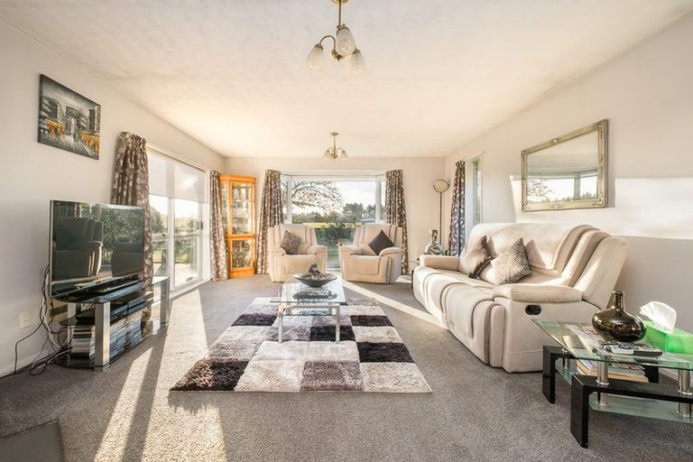 Photo of property in 28 Roydon Drive, Templeton, Christchurch, 8042