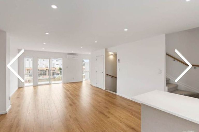 Photo of property in 75 Bordeaux Parade, Te Atatu South, Auckland, 0610