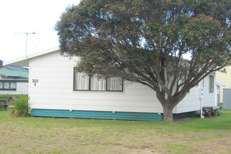 Photo of property in 310a Given Avenue, Whangamata, 3620