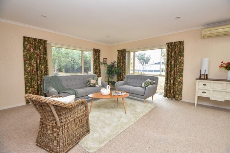 Photo of property in 21 Frederick Street, Carterton, 5713