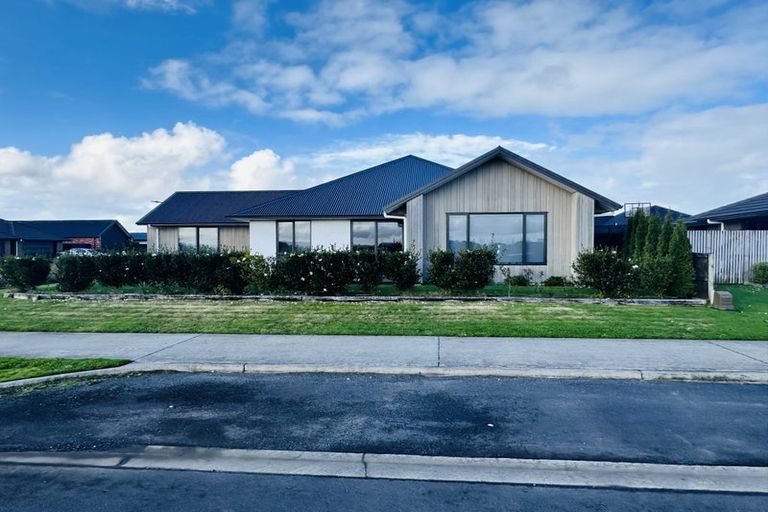 Photo of property in 2 Tekapo Road, Baverstock, Hamilton, 3200