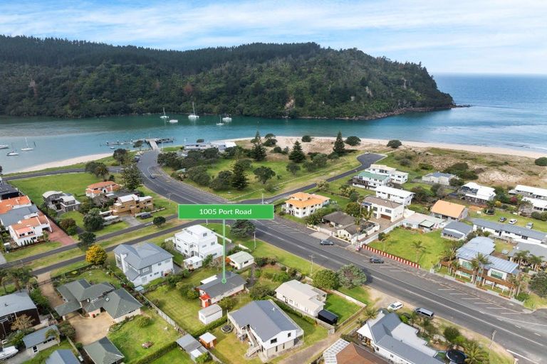 Photo of property in 1005 Port Road, Whangamata, 3620