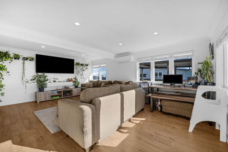 Photo of property in 26 Buckland Road, Tuakau, 2121