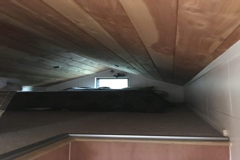 Photo of property in 1 Maude View Road, Hawea Flat, Wanaka, 9382