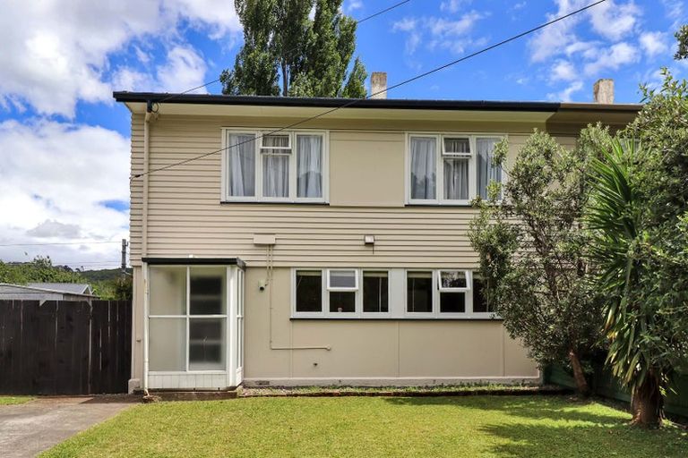 Photo of property in 1/15 Eldon Grove, Taita, Lower Hutt, 5019