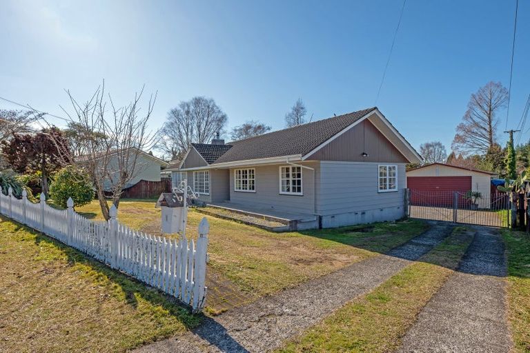 Photo of property in 6 Alison Street, Mangakakahi, Rotorua, 3015