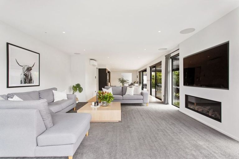 Photo of property in 14 Queens Avenue, Merivale, Christchurch, 8014