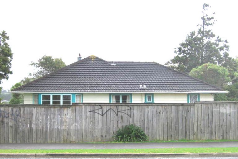 Photo of property in 101 Sturges Road, Henderson, Auckland, 0612
