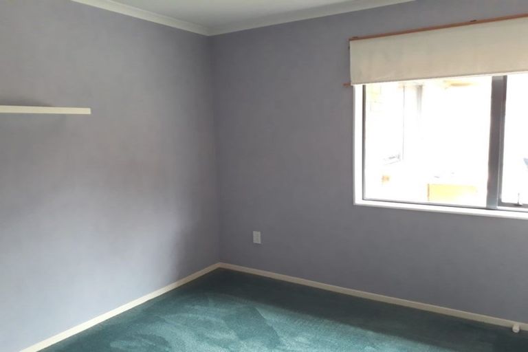 Photo of property in 31 Belcoo Crescent, East Tamaki, Auckland, 2013