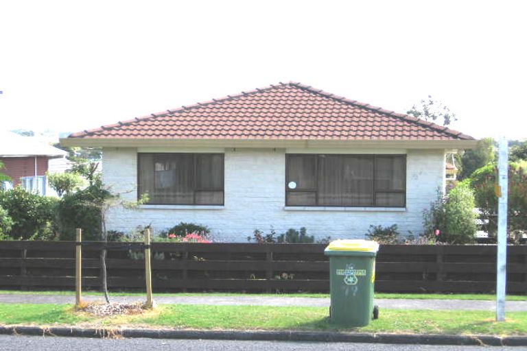 Photo of property in 1/79 Hutchinson Avenue, New Lynn, Auckland, 0600