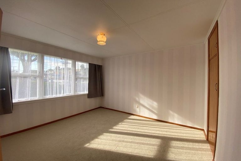 Photo of property in 36 Mount Edgcumbe Street, New Plymouth, 4310