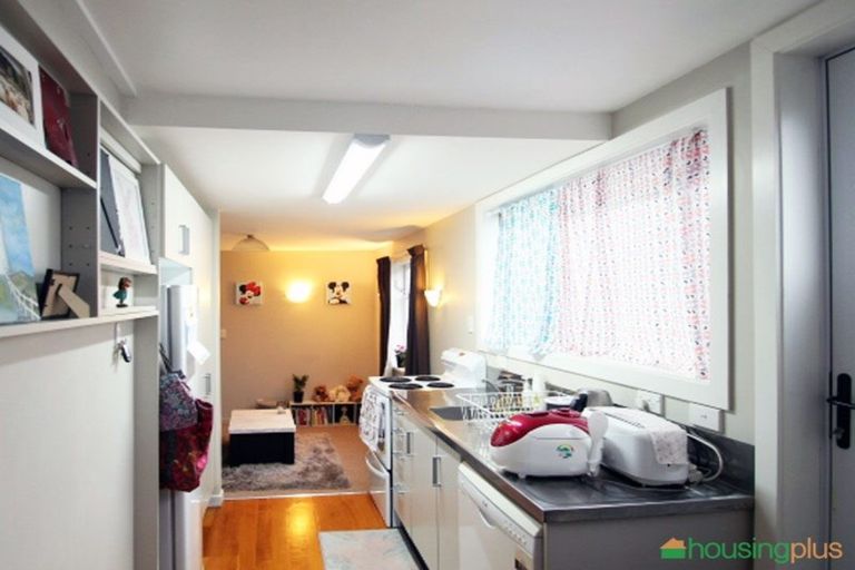 Photo of property in 14a Stoke Street, Newtown, Wellington, 6021