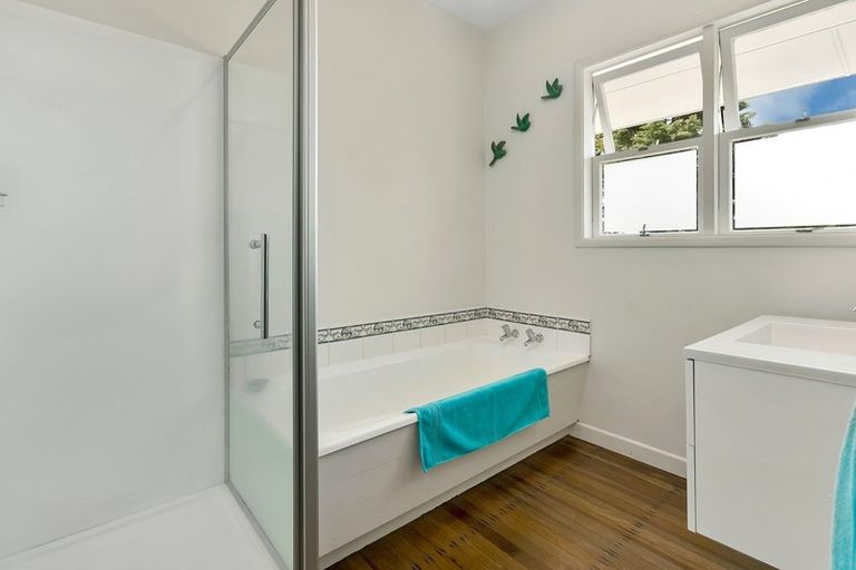 Photo of property in 103 Moa Road, Point Chevalier, Auckland, 1022