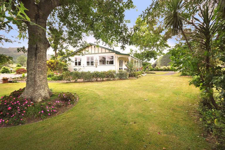 Photo of property in 805 Woodcocks Road, Kaipara Flats, Warkworth, 0981