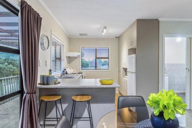 Photo of property in 1125 Papamoa Beach Road, Papamoa Beach, Papamoa, 3118