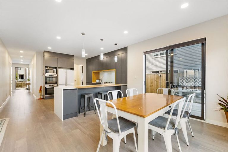 Photo of property in 19 Hangar Lane, Whenuapai, Auckland, 0618