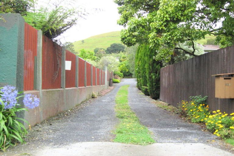 Photo of property in 83a Wallace Road, Mangere Bridge, Auckland, 2022