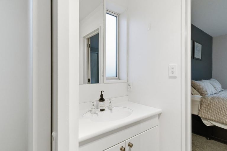 Photo of property in 2 Barossa Lane, Hoon Hay, Christchurch, 8025