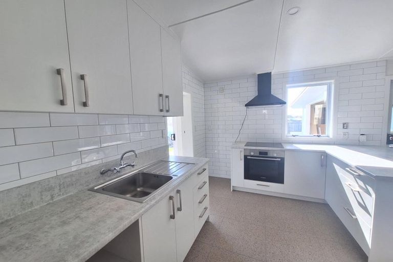 Photo of property in 318 Ngatai Road, Bellevue, Tauranga, 3110