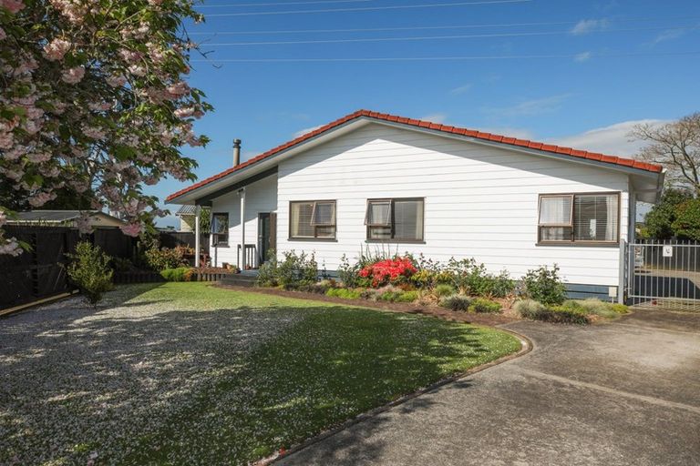 Photo of property in 24 Rutland Street, Fairview Downs, Hamilton, 3214
