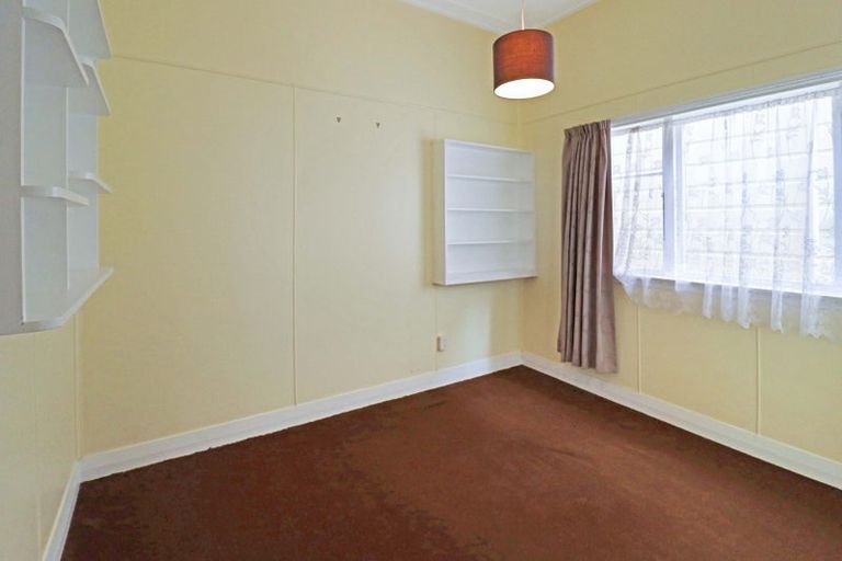 Photo of property in 28 Luxford Street, Berhampore, Wellington, 6023