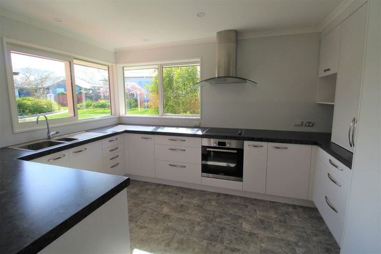 Photo of property in 10 Glenview Terrace, Highfield, Timaru, 7910