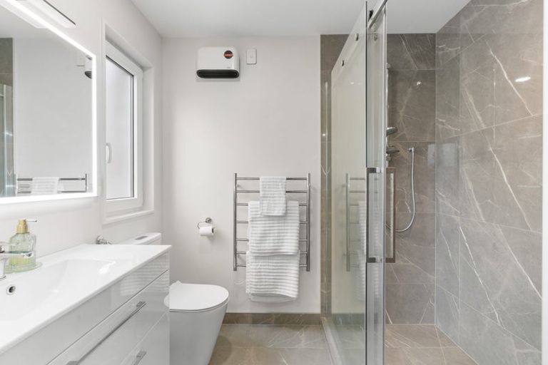 Photo of property in 28 Collier Drive, Halswell, 8025