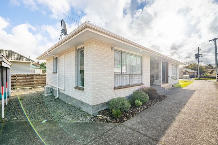 Photo of property in 21b Seddon Street, Wallaceville, Upper Hutt, 5018