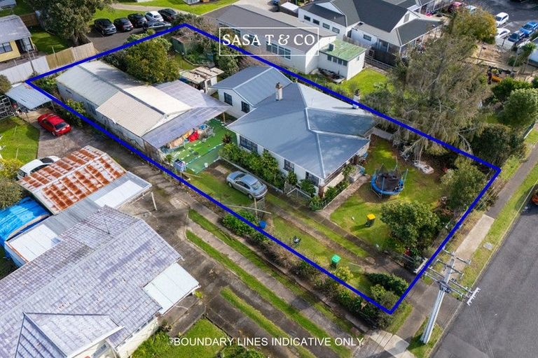 Photo of property in 10 Ferguson Street, Mangere East, Auckland, 2024