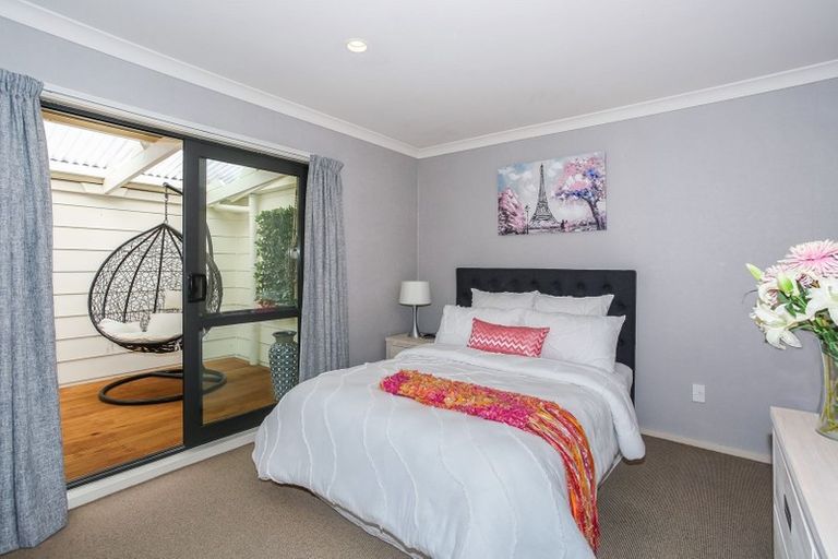 Photo of property in 8 Brockton Avenue, Conifer Grove, Takanini, 2112