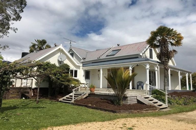 Photo of property in 29 Central Takaka Road, Takaka, 7183