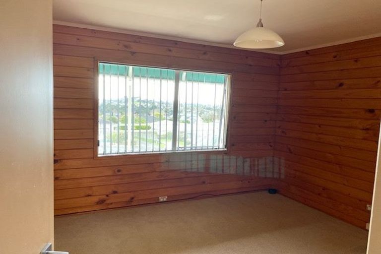 Photo of property in 36 Bronzewing Terrace, Unsworth Heights, Auckland, 0632