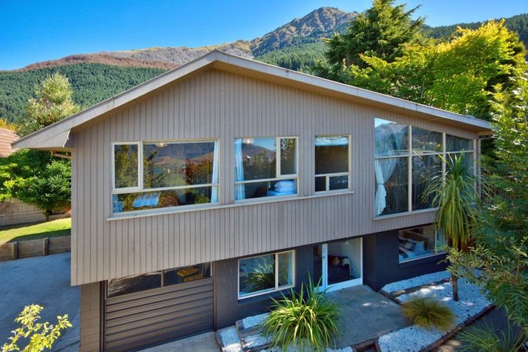 Photo of property in 166 Fernhill Road, Fernhill, Queenstown, 9300