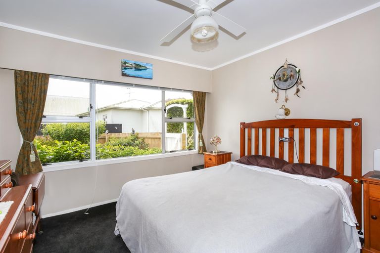 Photo of property in 91b Queen Street, Waiuku, 2123