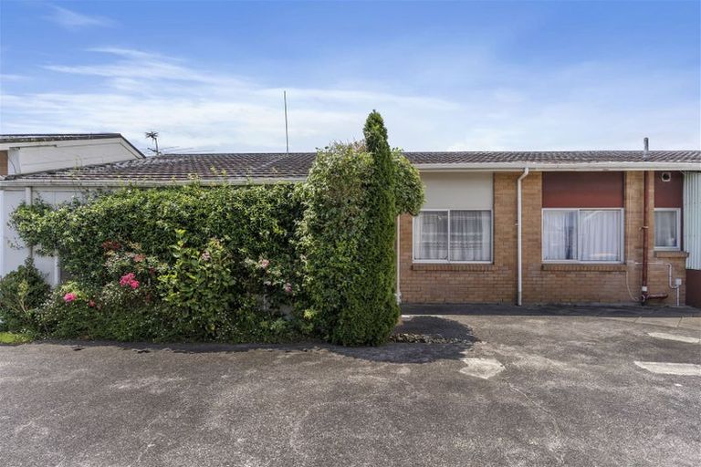 Photo of property in 2/21 Latham Avenue, Pakuranga, Auckland, 2010