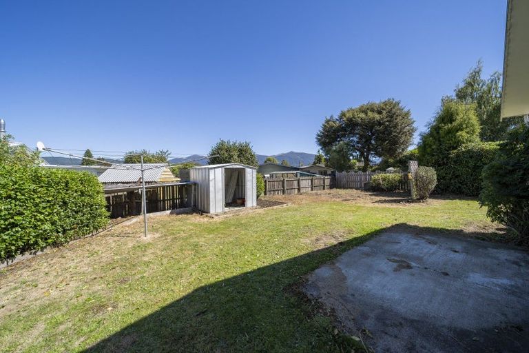 Photo of property in 64 Luxmore Drive, Te Anau, 9600