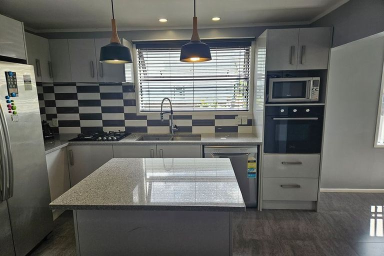 Photo of property in 43 Margaret Road, Papatoetoe, Auckland, 2025