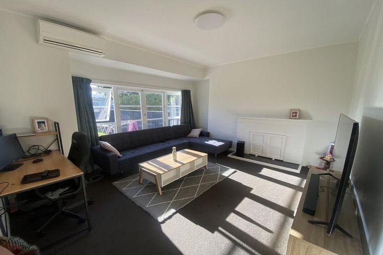 Photo of property in 1 Hayward Terrace, Waiwhetu, Lower Hutt, 5010