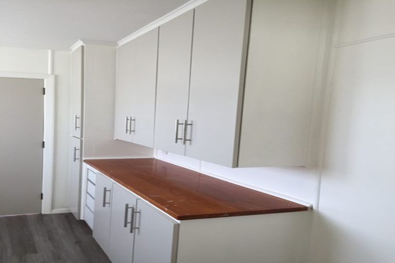 Photo of property in 1/17 Trevethick Grove, Woburn, Lower Hutt, 5010