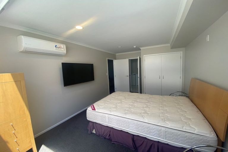 Photo of property in 4/19 Victoria Road, Mount Maunganui, 3116