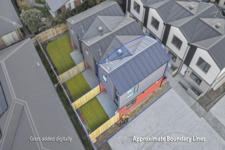 Photo of property in 112 Aldwins Road, Phillipstown, Christchurch, 8062